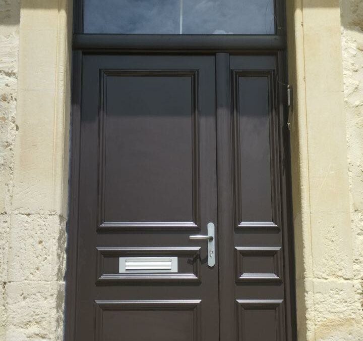 Porte d'entrée en acier ''Neptune'' - Chantier à St-Paul-Trois-Châteaux